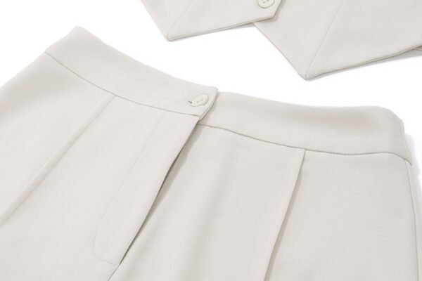 Y2K Deep V Halter Vest High Waisted A Line Mini Skirt Set, Sexy and Chic Two Piece Outfit for Street Style - 图片 8