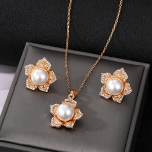 Flower - Shaped Pearl Jewelry Set: Gold - Tone Necklace and Earrings with Crystal Accents, Elegant Fashion Jewelry for Women, Perfect for Party & Formal Occasions