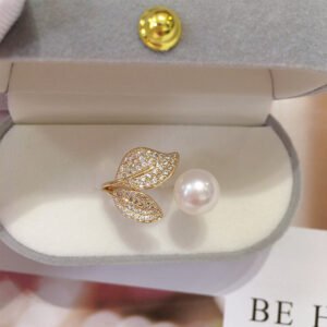 Natural Pearl Ring With Tiny Inlaid Zirconium Leaves-Shaped Pearl Ring