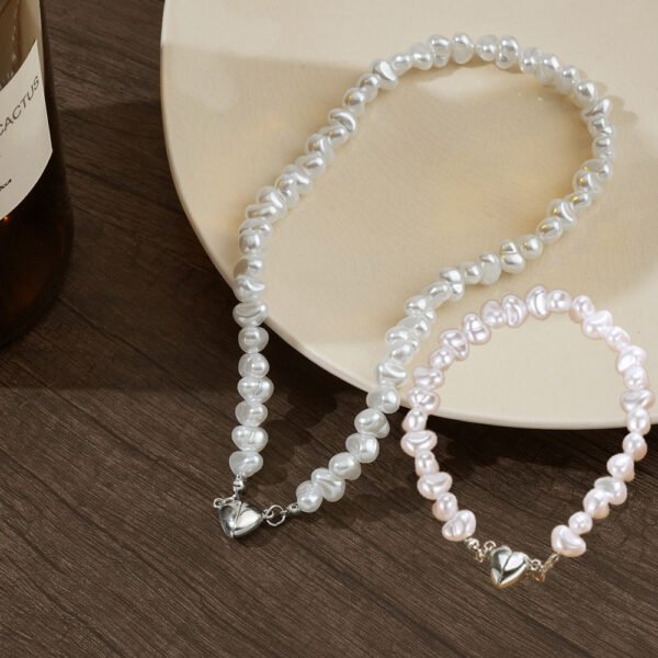 Bohemian Irregular Pearl Jewelry Set: Necklace and Bracelet, Vintage - Style Fashion Jewelry for Women, Ideal for Beach & Festival Looks