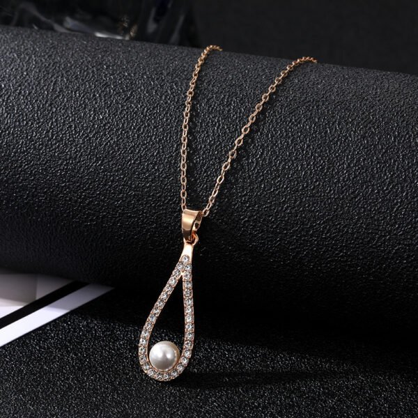 Pearl & Crystal Jewelry Set: Rose Gold Necklace and Earrings, Elegant Fashion Jewelry for Women, Perfect for Wedding & Formal Occasions - 图片 3