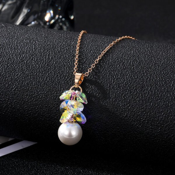 Rainbow Crystal & Pearl Jewelry Set: Necklace and Earrings, Sparkly Fashion Jewelry for Women, Perfect for Party & Evening Wear - 图片 3
