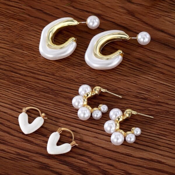 Pearl Earrings Set: Irregular Shape, Heart & Cluster Pearl Stud Earrings for Women, Gold - Tone Fashion Jewelry for Party, Daily Wear (3 Pairs) - 图片 2