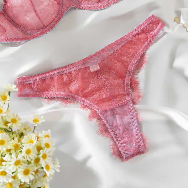 Women's Pink Lace Lingerie Set - Soft Bra and Panty, Sexy & Elegant Intimates for Daily or Holiday Occasions - 图片 7
