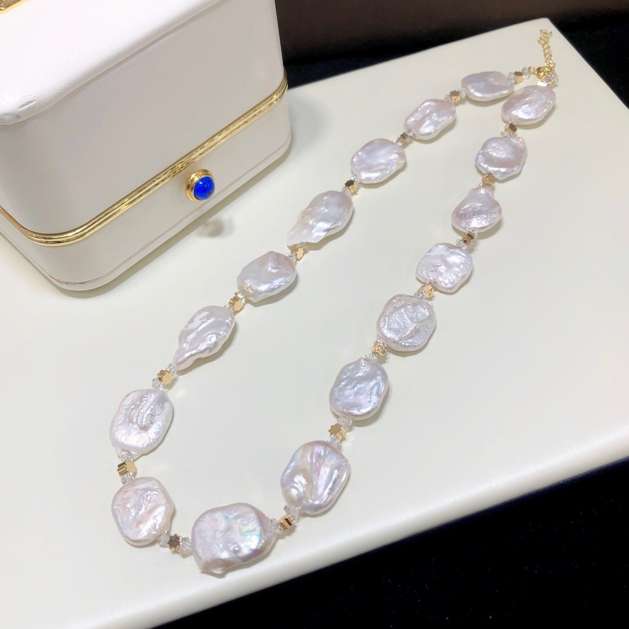 Irregular Baroque Pearl Necklace: Vintage Niche Design - 图片 4