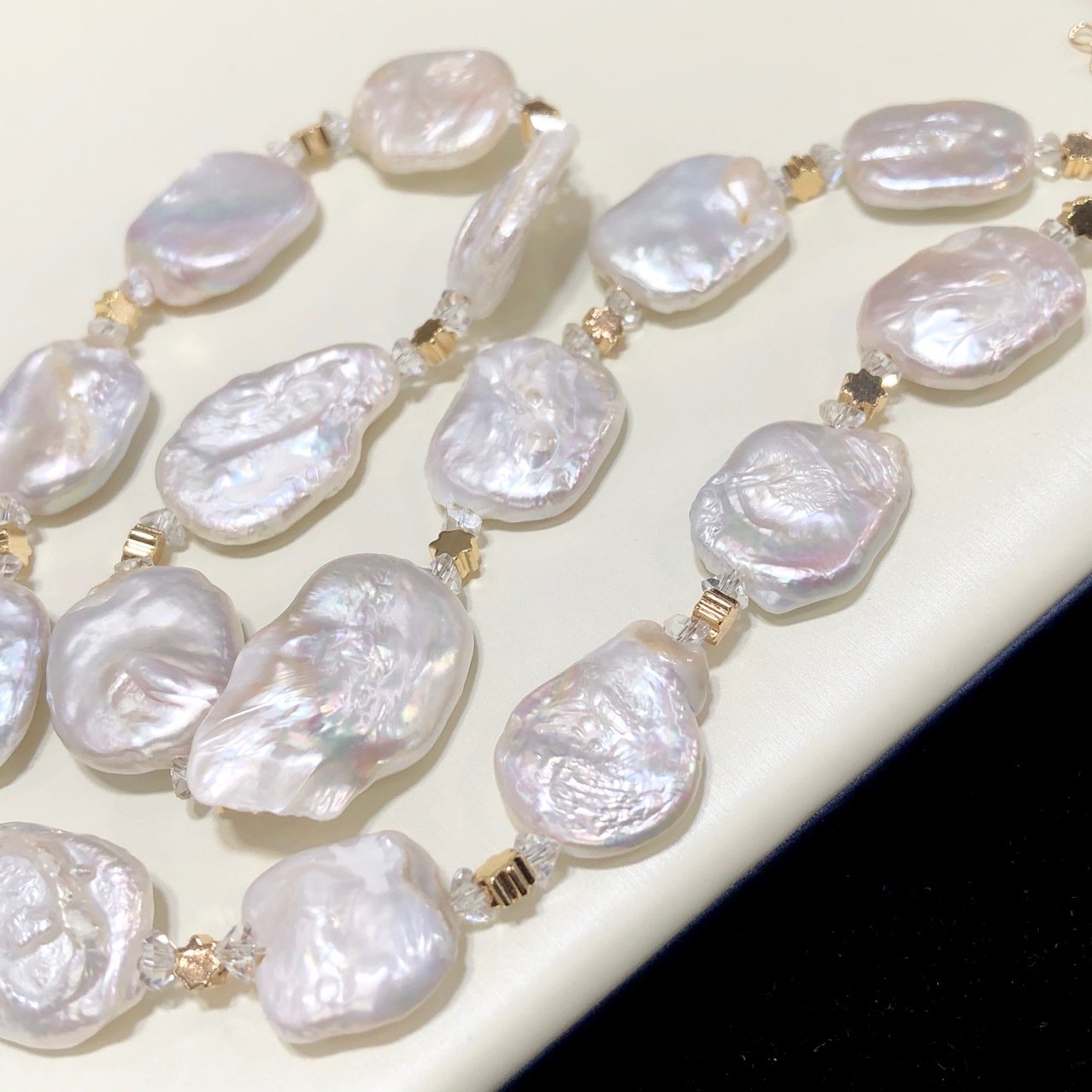 Irregular Baroque Pearl Necklace: Vintage Niche Design - 图片 3